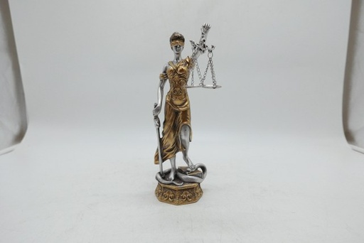 DAMA DE JUSTICIA 918004489TT